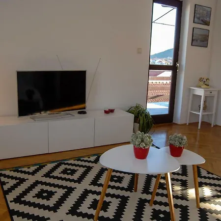 Apartment Fabulic Preko
