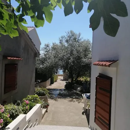 Apartmani Fabulic *